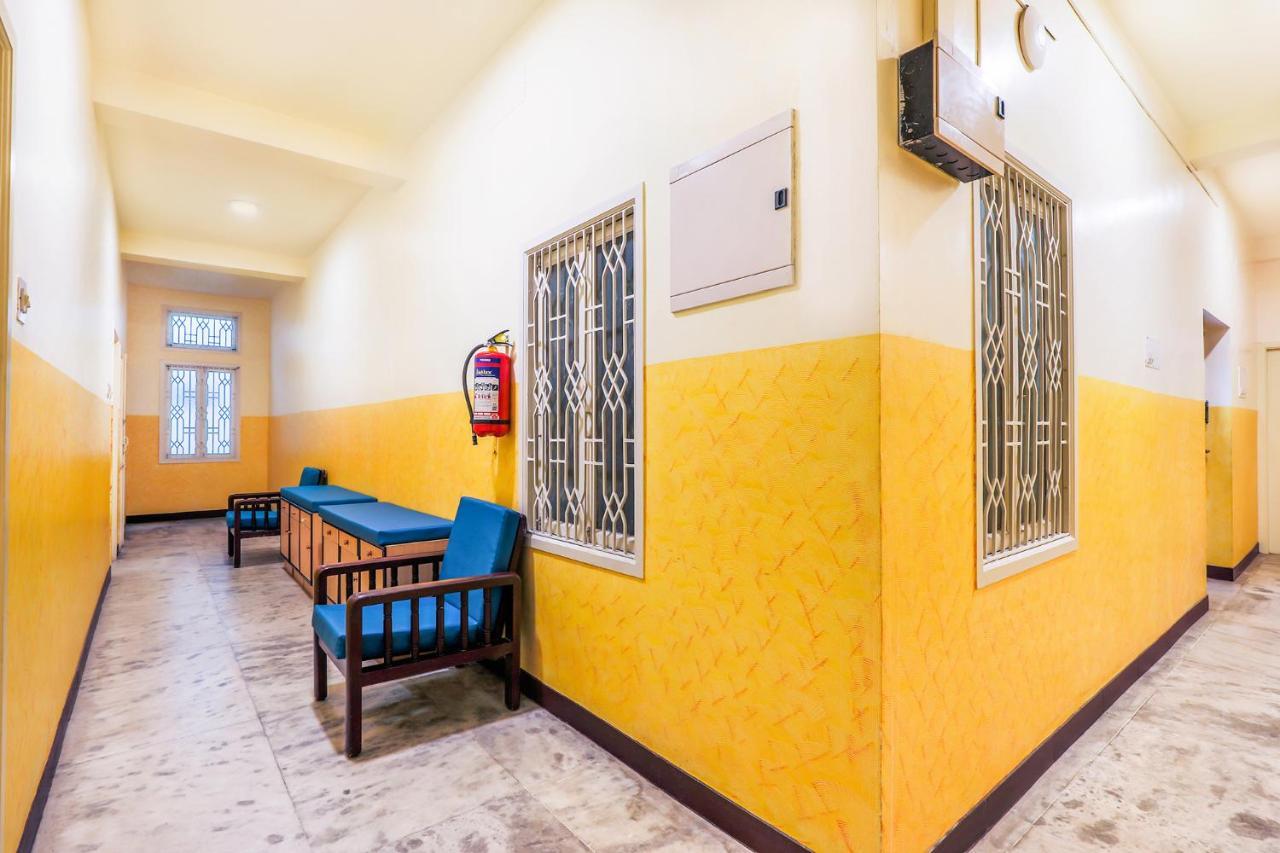 Fabexpress Santhi Inn - Near Promenade Beach Pondicherry Exterior photo